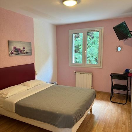 La Cascade Otel Onet-le-Château Dış mekan fotoğraf